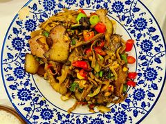 烟笋腊肉钵-新新湘菜馆(新中街二条店)