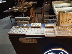 -十八字金·银饰·拼豆·开蚌DIY(魏公芳华里店)