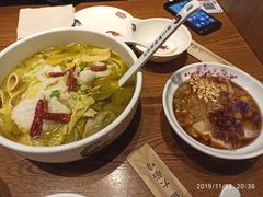 -渝是乎川渝小炒(新世界百货望京店)