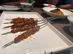 -羊门客在·烤盐池滩羊·川菜