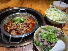 -大众跷脚牛肉馆·非遗传承单位(峨眉山店)