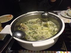 -严厨老坛酸菜鱼(吴江万宝店)