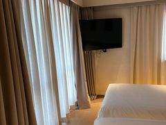 -北京国贸CBD华贸中心亚朵酒店