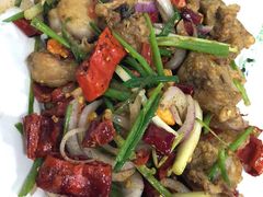 -虾弄弄海派小龙虾·牛羊蝎子火锅