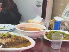 -月落乌啼餐馆