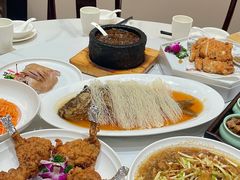 -梅利汴京烤鸭•开封豫菜地标店(东大街店)