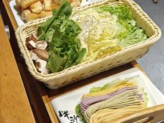 -牛沙暴潮汕牛肉火锅(章江南大道店)