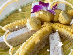 -墨脱石锅椰子鸡•香草鸭•东山羊(大东海店)