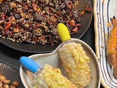 -许哥东北烧烤·铁丳烤串·宫后夹肉(繁花中心店)