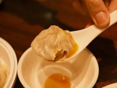 蟹粉小笼包-馋三尺蟹粉小笼(人民广场店)