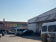 -上海龙吴水胜海发市场