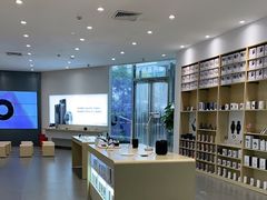 -华为授权体验店(中山公园来福士)