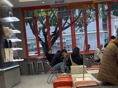 -喧闹·东方大气茶(鹅岭二厂店)
