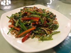 尖椒炒羊杂-那达慕蒙古风味酒楼