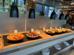 -大中华希尔顿酒店-念自助餐·嗨啤·小龙虾