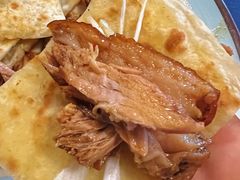 老汤酱肘卷饼-鼎香润(德胜门内店)