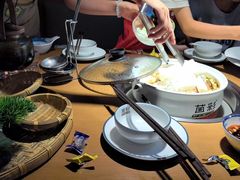 -菌彩云南野生菌火锅(万达广场店)