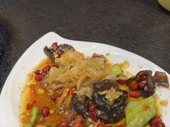 -缘福乡村铁锅炖民宿(八达岭店)