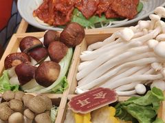 -廖掌柜·重庆鲜货火锅(上海首店)