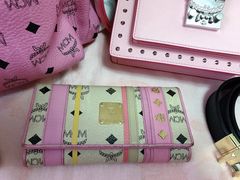 -MCM(比斯特上海购物村店)