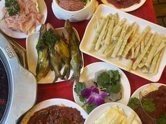 -山城年华老火锅(玉林店)