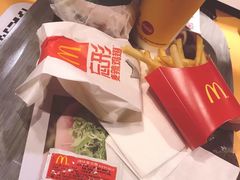 -麦当劳(中山公园龙之梦店)