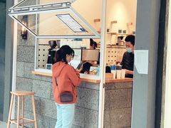 门面-AllorNothing横竖横咖啡(天虹店)