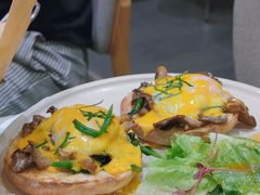 三文鱼黑松露班尼迪蛋-农畉LONFOOD(万象天地店)