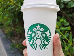 -星巴克臻选(盐城金鹰聚龙湖店)