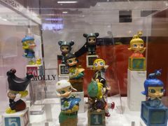 -泡泡玛特POPMART (北京超极合生汇店)