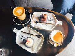 -UNI UNI(环亚凯瑟琳店)