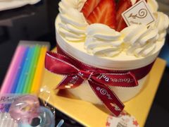 -花花卷卷·鲜食蛋糕(静安久光百货店)
