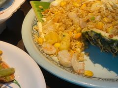 -大头虾越式风味餐厅(光明广场店)