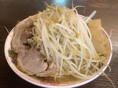 二郎系拉面-拉面莊夢語＆中华料理八椿