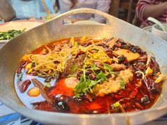 -川流不息·地道川菜·小龙虾(新松江路店)