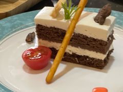 -OLD TREE老树咖啡·西餐厅(台山人工湖店)