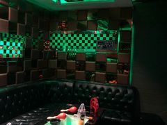 -蓝尊量贩(黄河路店)