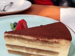 -Golden Lily河内巴黎法越料理餐厅(建国西路店)