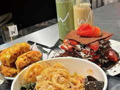 -W COLLECTIVE  DESSERT SHOP