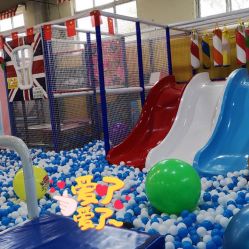 -开心哈乐亲子乐园(东森时尚百货店)