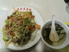 -老头盖浇饭(南京新街口明瓦廊宏光酒店店)