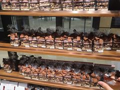 -Laderach 莱德拉(上海环贸iapm店)