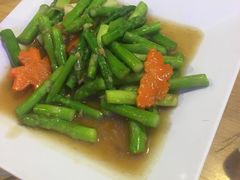 -J Daeng Seafood