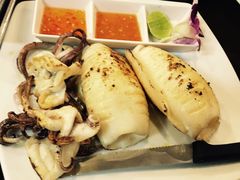 -Dang restaurant (patong phuket)
