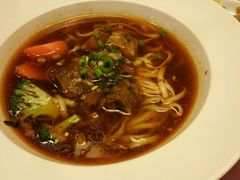 -康师傅私房牛肉面(马泉营奥莱店)