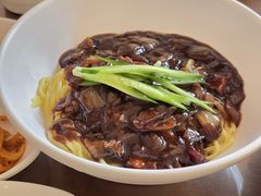 -贵宾庄炸酱面·韩式料理(高区店)