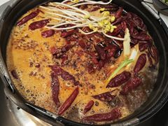 -扎起市井老火锅(乐山总店)