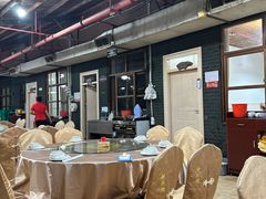 -鲤鱼塘农家山庄