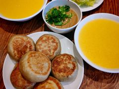 -清真吴记门钉肉饼·喜多利