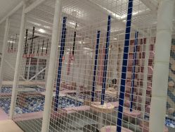 -奈尔宝·儿童乐园·亲子餐厅(华采天地店)